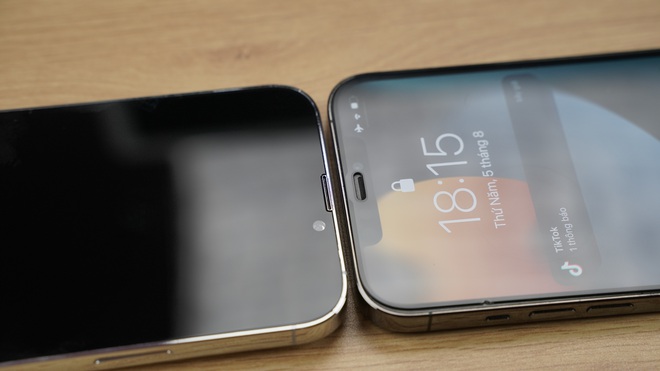 Hình ảnh rò rỉ 4 chiếc iPhone 13 tại Việt Nam 8 mo hinh iphone 13 8