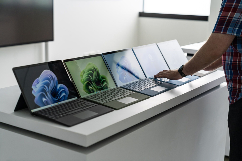 So sánh cấu hình và thông số Surface Pro 9 và Microsoft Surface Laptop 5 1 Surface Pro 9