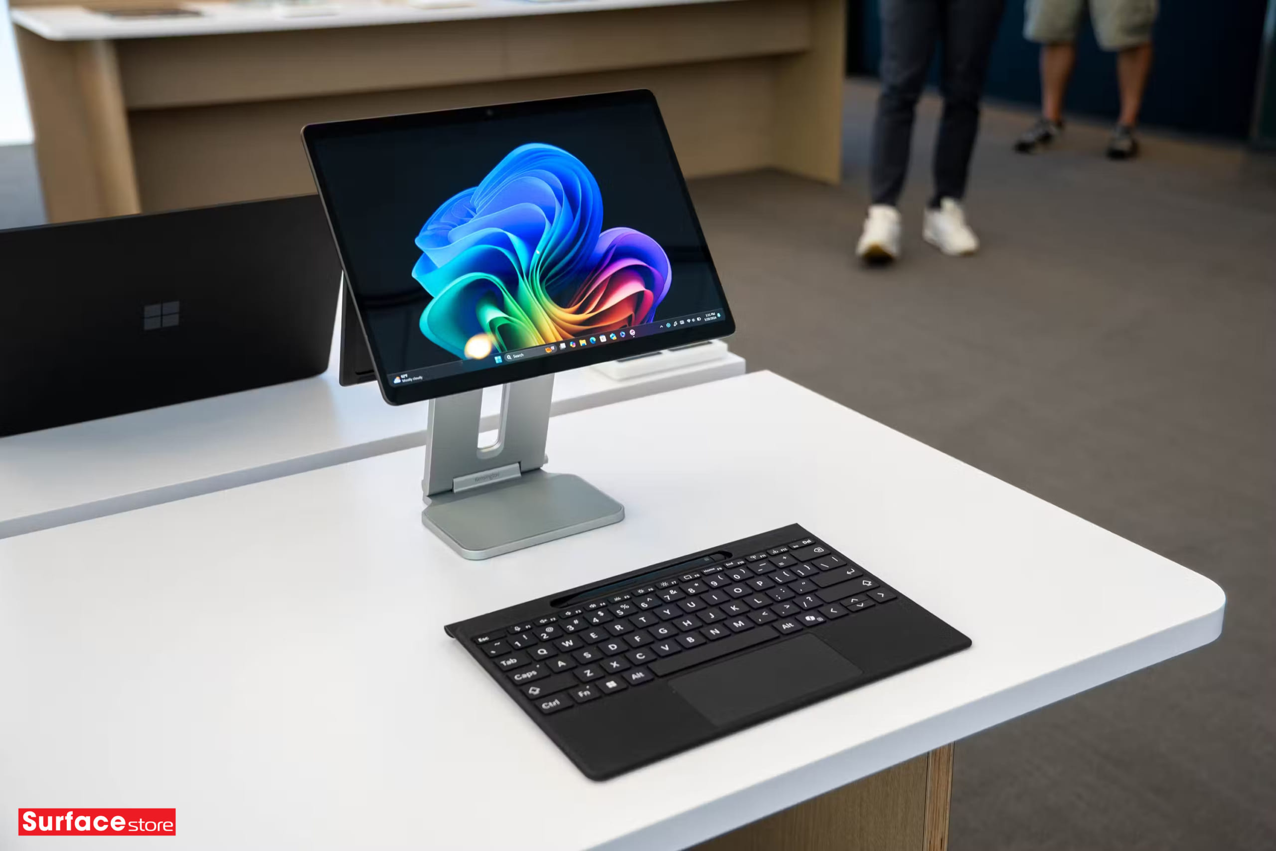 Surface Pro 11 vs MacBook Air: Microsoft Copilot + có thể vượt qua Apple không? 4 Surface Pro