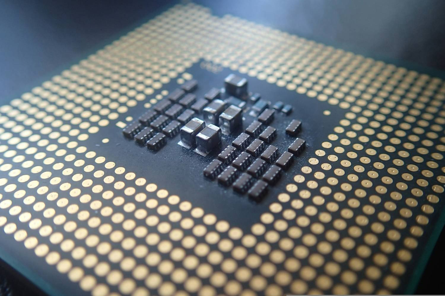 Intel hay AMD: CPU nào sẽ là sự lựa chọn hàng đầu cho PC của bạn vào năm 2024? 5 CPU