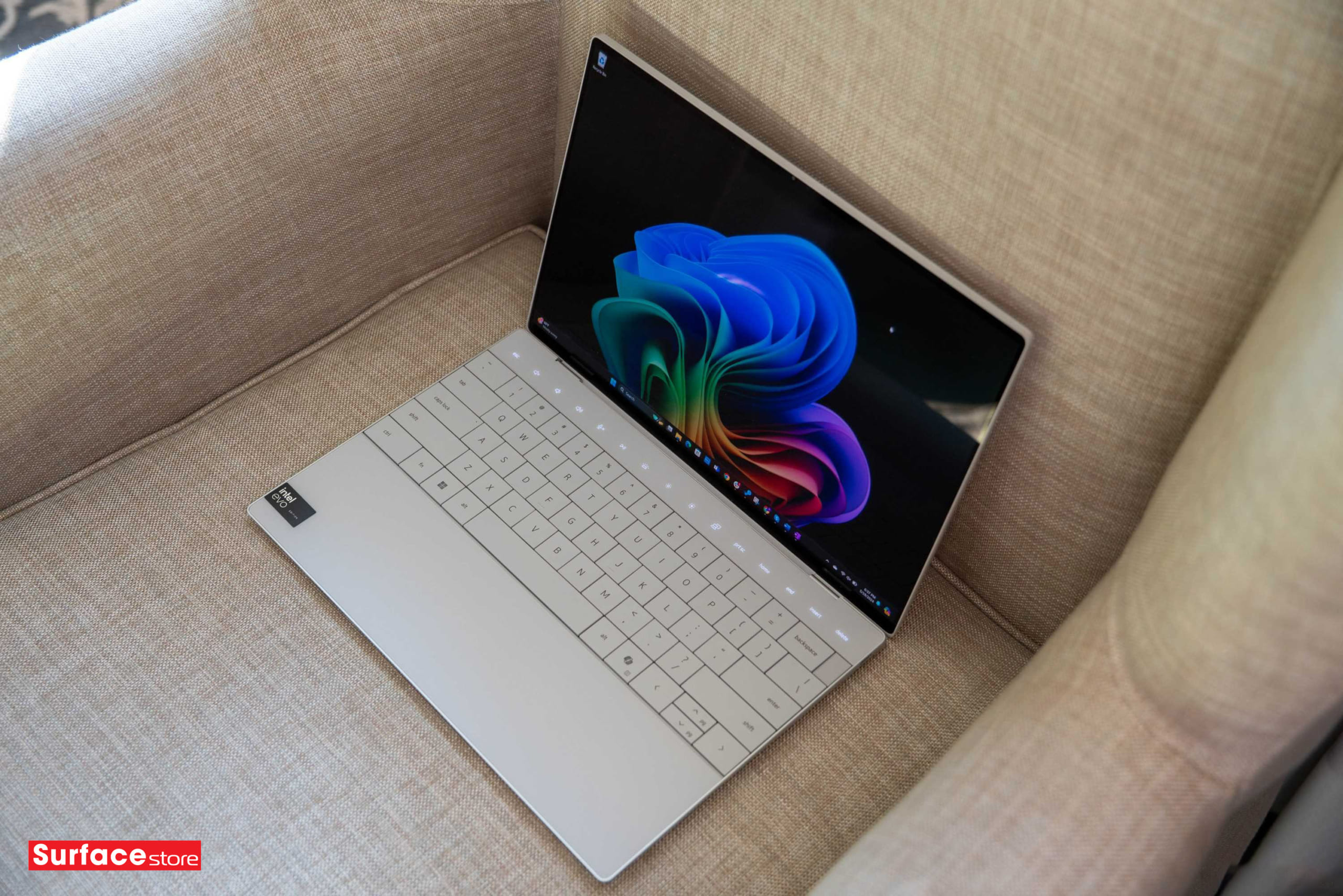Surface Pro 11 và Dell XPS 13 (2024): Lựa chọn nào phù hợp với bạn? 3 Surface Pro