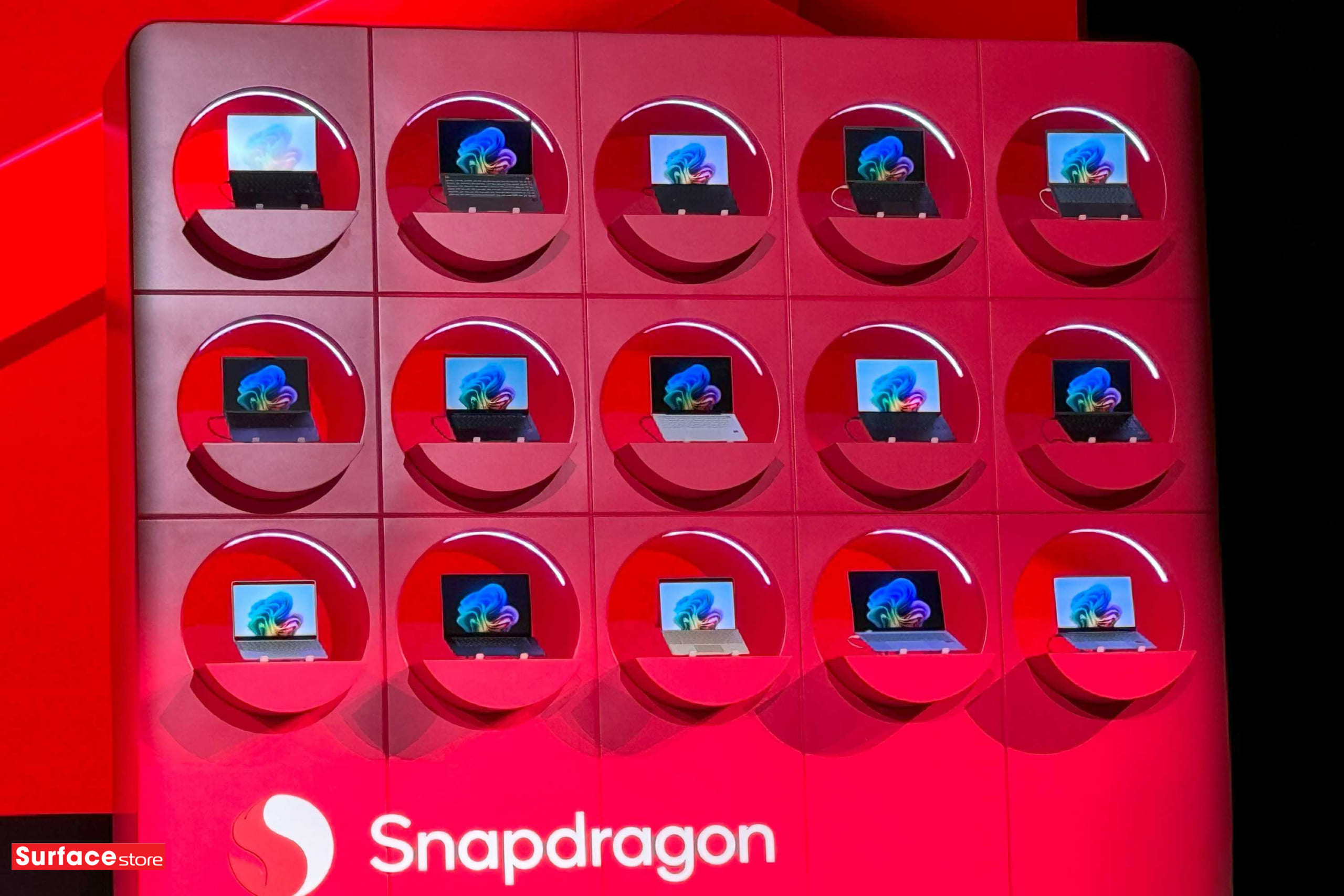 Intel đang lo ngại về sức cạnh tranh ngày càng lớn từ Qualcomm và AMD 2 Intel