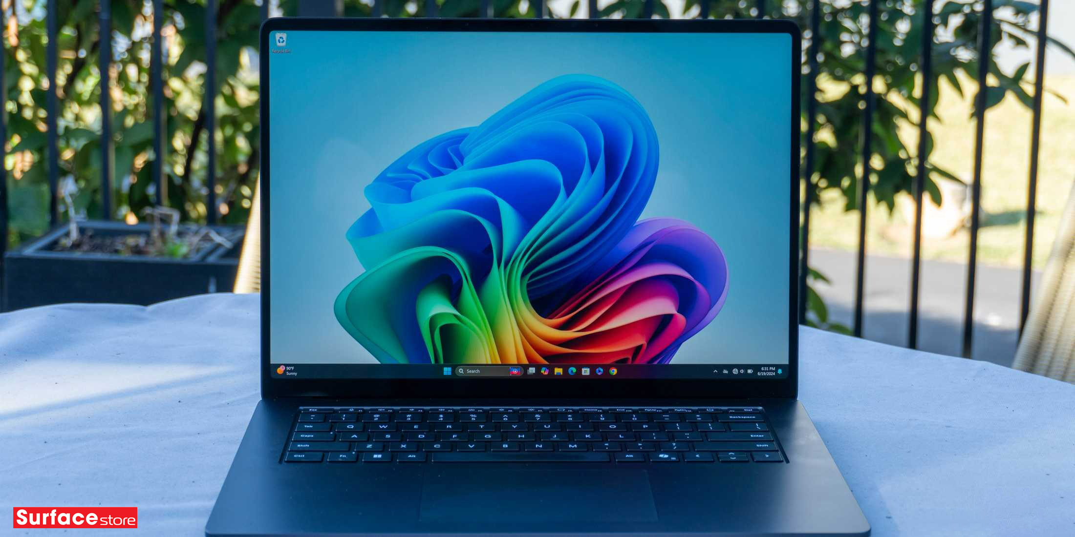 Surface Pro 11 và Surface Laptop 7 mới được đánh giá có khả năng sửa chữa dễ dàng hơn nhiều so với các phiên bản trước 1 Surface Pro