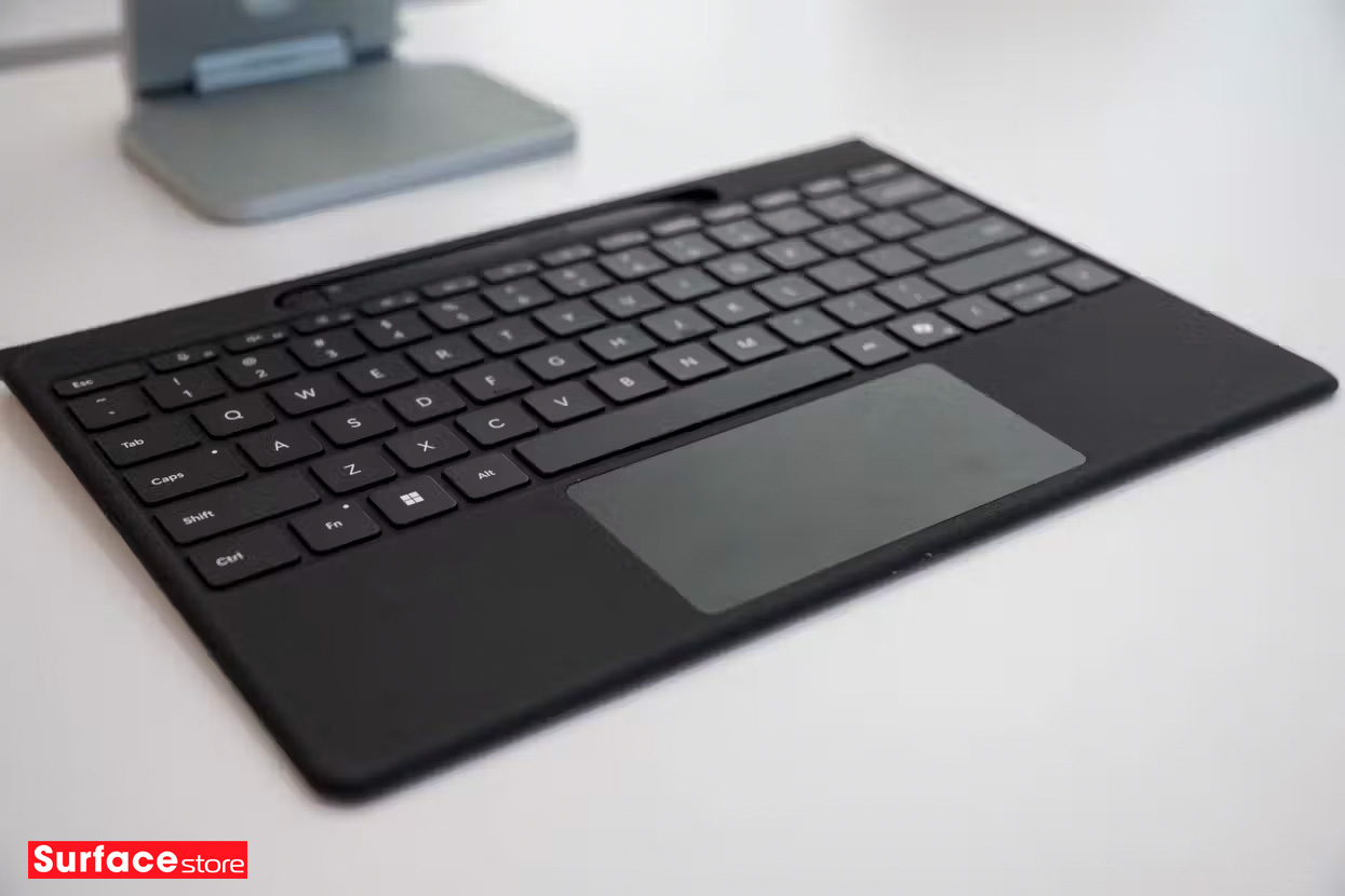 Flex Keyboard mới của Microsoft có tốt hơn nhưng tại sao chưa có bàn phím tháo rời thật sự hoàn hảo? 2 Flex Keyboard