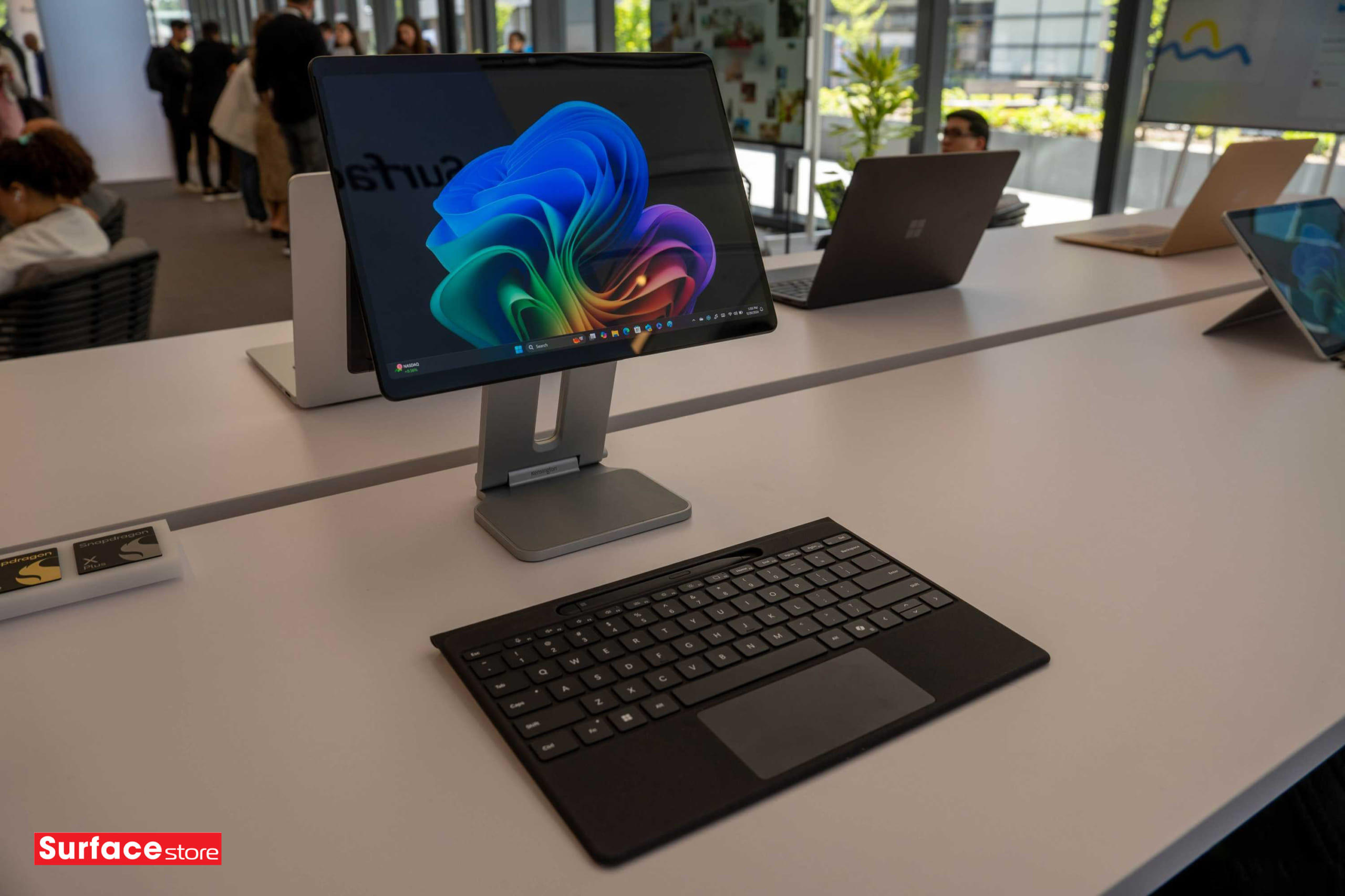 Surface Pro 11 và HP OmniBook X: Đâu là lựa chọn phù hợp cho bạn? 4 Surface Pro 11