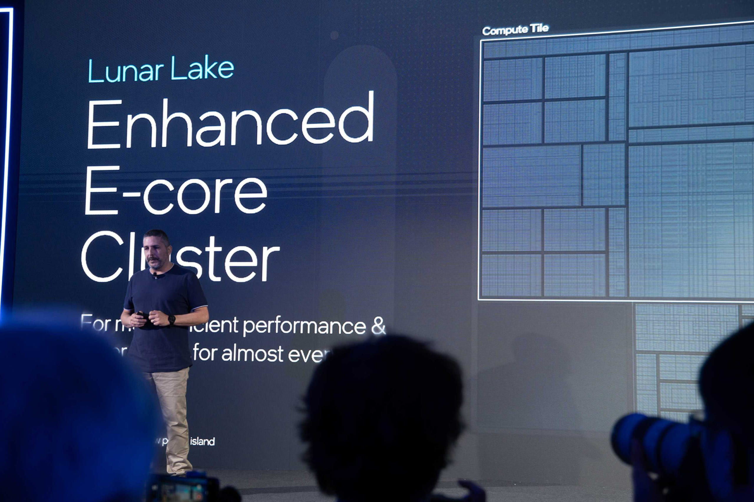 Chi tiết về Intel Core Ultra 9 288V xuất hiện trực tuyến và trông khá mạnh mẽ 2 Intel