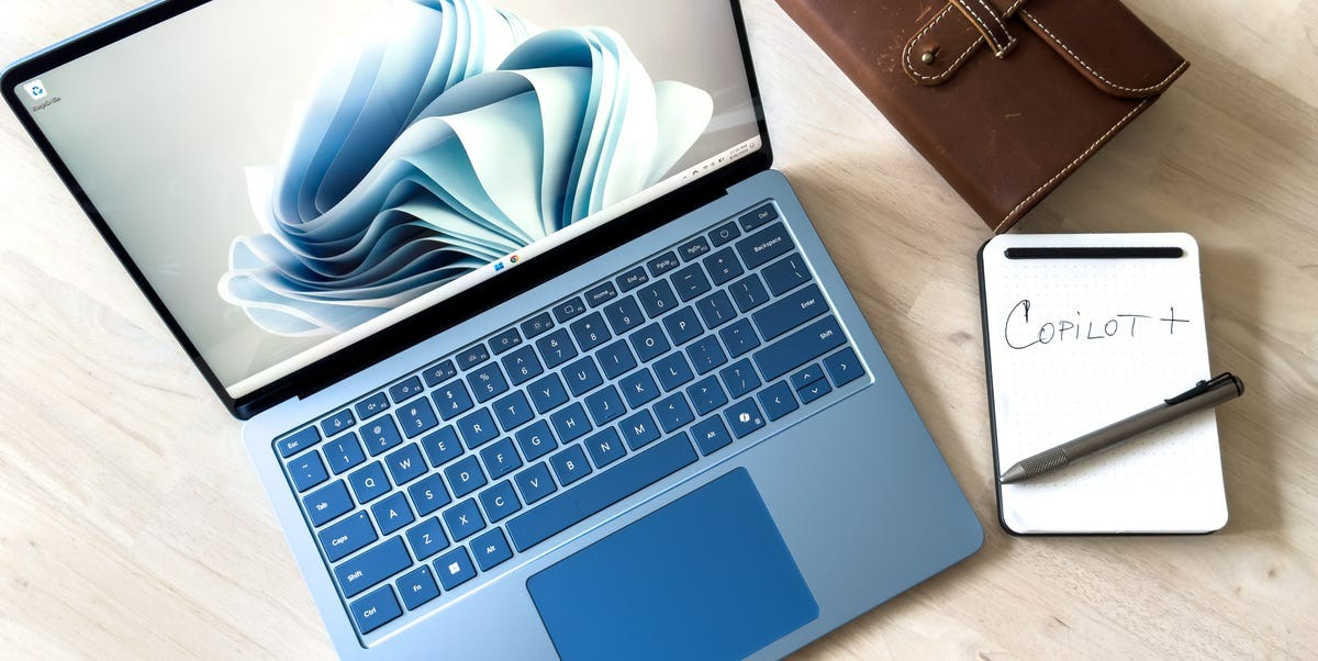 Microsoft Surface Laptop 7 có phải là sự thay thế hợp lý cho MacBook không? 1 Surface