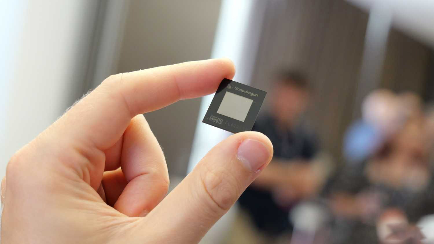 Qualcomm tiếp tục dẫn đầu về hiệu suất và giá cả hợp lý cho máy tính xách tay Windows 4 Qualcomm