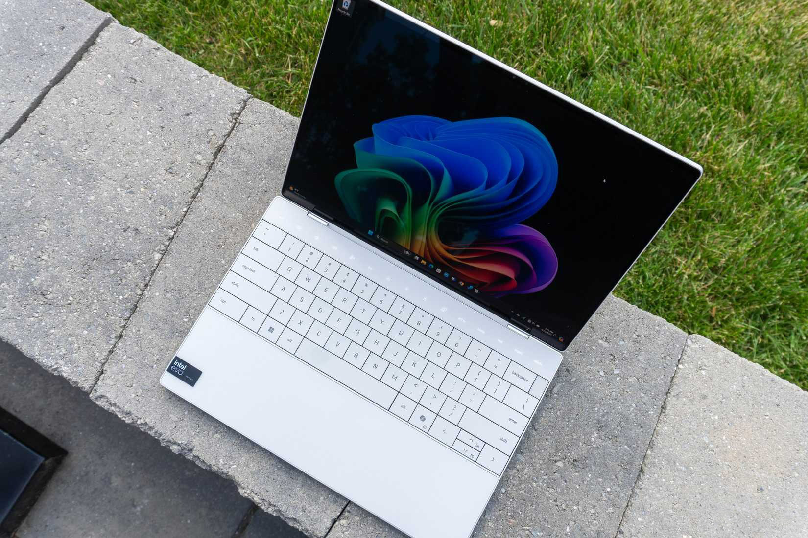 Microsoft cuối cùng cũng tiết lộ thời điểm máy tính x86 có thể sử dụng Copilot+ 2 Microsoft