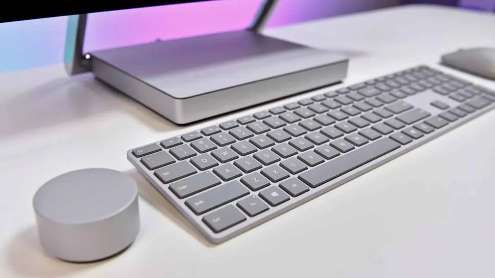 Surface Keyboard: Lựa chọn thông minh hơn so với "bàn phím Copilot đắt đỏ" của Microsoft 3 Surface Keyboard