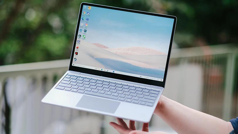 Surface Laptop Go