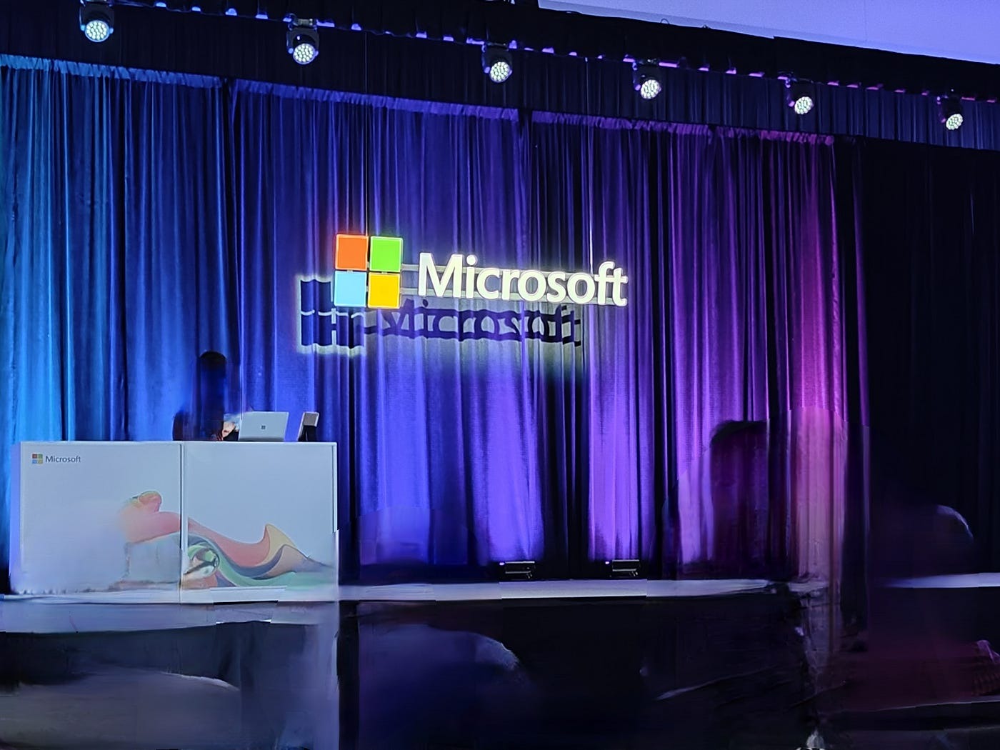 Microsoft chuẩn bị công bố thông tin quan trọng về Surface vào cuối tháng này — cập nhật mới cho dòng sản phẩm doanh nghiệp 1 Microsoft