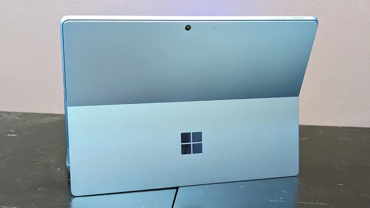 Surface Pro 12 inch mới: Lựa chọn Surface đáng mong chờ nhất năm nay với giá chỉ từ 799 USD 3 Surface Pro 12 inch